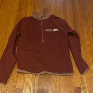 North face burgundy 1/4 zip